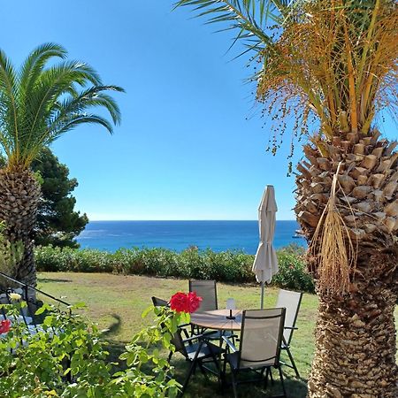 Nerissa Bungalow 2, Two Bedroom House With Sea View Spartia  Exterior photo